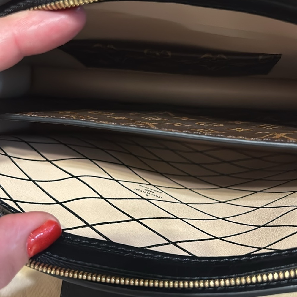 Louis Vuitton Trunk Clutch Reverse Monogram. New - Picture 16 of 17